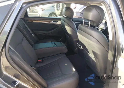 2018 Genesis G80 3.8 z USA, uszkodzony, nr VIN KMHGN4JE5JU245044